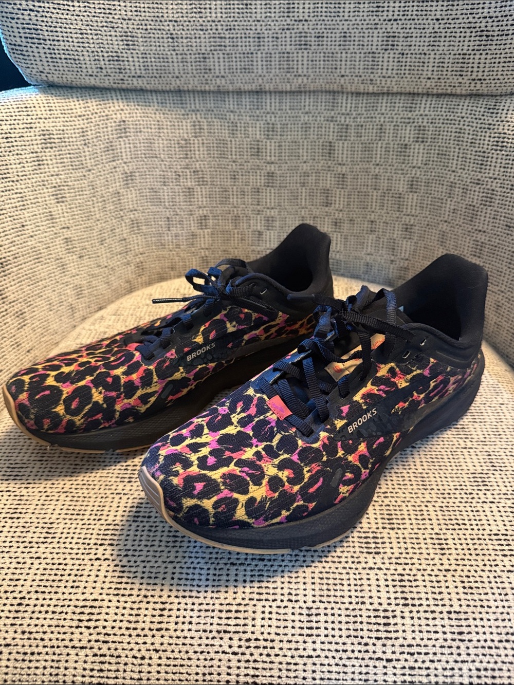 Brooks Women's Black Pink Yellow Leopard Print Running Sneakers